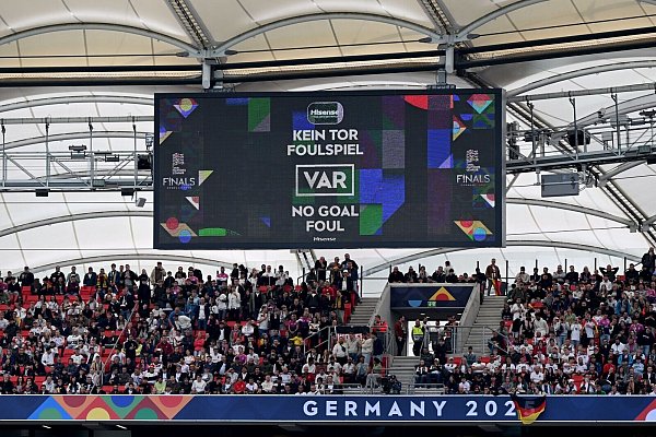 Zweimal entschied der Videobeweis gegen Deutschland. - © Federico Gambarini/dpa