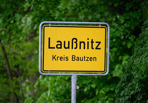 Junge Frau tot in Wald gefunden - 16-Jähriger unter Tatverdacht - © Robert Michael/dpa