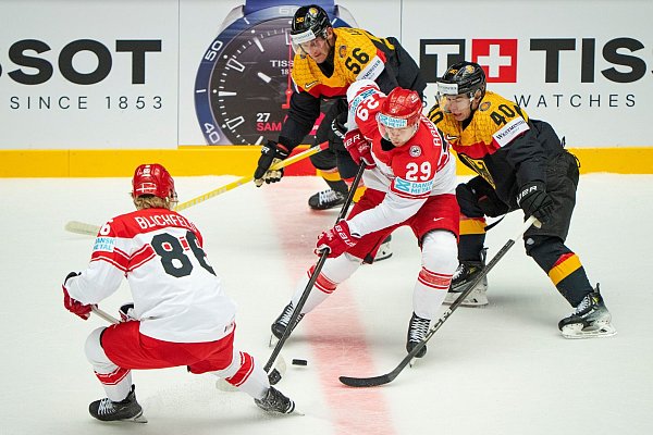 Deutschland und Dänemark lieferten sich einen Fight um den letzten Viertelfinal-Platz. - © Bo Amstrup/Ritzau Scanpix Foto/AP/dpa