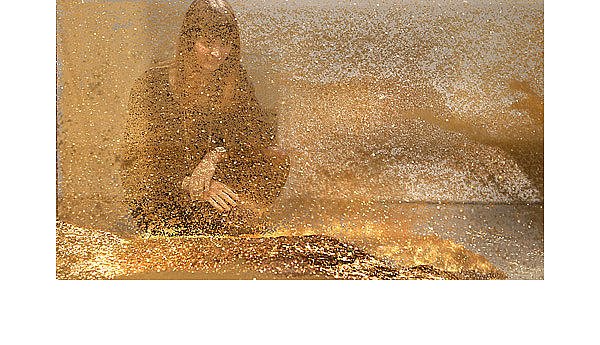 "Asche & Gold"

im Museum Marta - © HERFORD