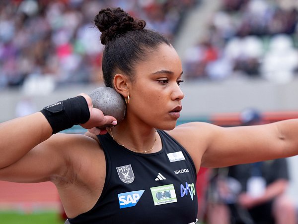 Yemisi Ogunleye übertraf beim deutschen Meistertitel die 19 Meter. - © Sven Hoppe/dpa