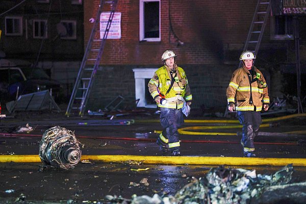 Das Gebiet war großräumig abgestürzt. - © Steven M. Falk/The Philadelphia Inquirer/AP/dpa