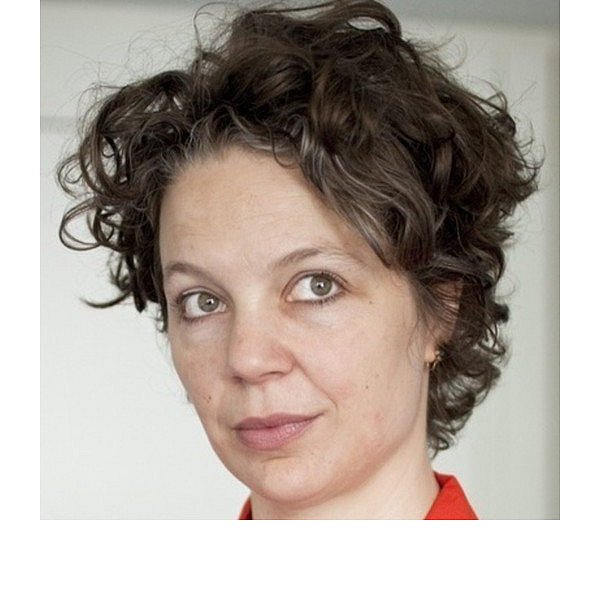 Melinda Nadj Abonji ruht in sich trotz des Rummels um ihre Person seit der Zuerkennung des Deutschen Buchpreises. - © FOTO: NW