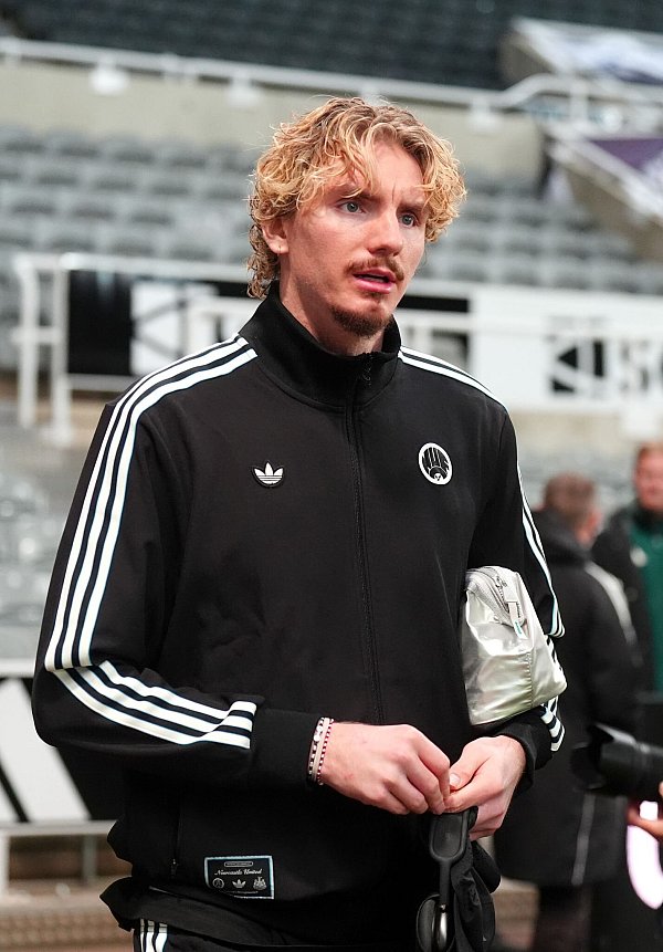 Heimst Lob vom Trainer ein: Nationalspieler Nick Woltemade. - © Owen Humphreys/PA Wire/dpa