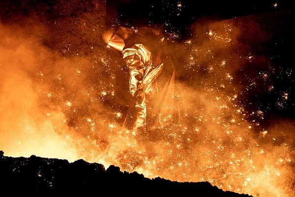 Die Branche ist in einer Krise. (Archivbild) - © Hauke-Christian Dittrich/dpa