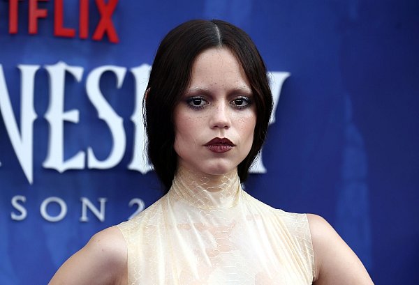 Jenna Ortega wurde durch «Wednesday» zum Superstar. (Archivbild) - © Fred Duval/SOPA Images via ZUMA Press Wire/dpa