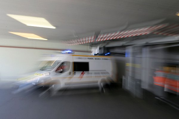 Ein 15-Jähriger stirbt in Frankreich nach einem Rugbyspiel. - © David Vincent/AP/dpa