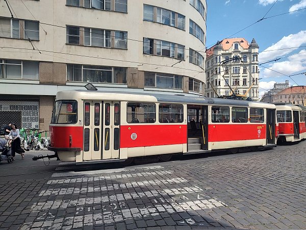 Der Stromausfall in der tschechischen Hauptstadt gegen Mittag stoppte die Straßenbahnen und U-Bahnlinien A, B, C. - © Havlín Lukáš/CTK/dpa