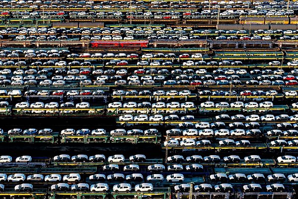 Die deutsche Wirtschaft schwächelt - die Exportaussichten haben sich eingetrübt. (Archivbild) - © Sina Schuldt/dpa