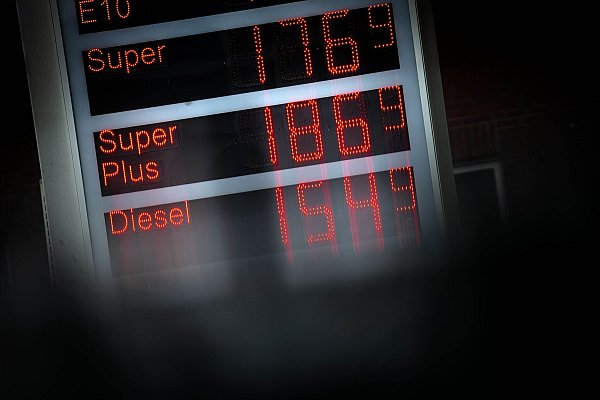 Bei den Energiepreisen gab es zuletzt etwas Entspannung im Vergleich zum Vorjahr. (Symbolbild) - © Sina Schuldt/dpa