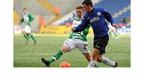 Lob für Demme

und Hernandez - © ARMINIA