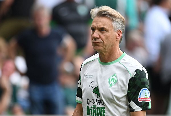 Werder-Coach Horst Steffen konnte mit der Leistung seines Teams nicht zufrieden sein. - © Carmen Jaspersen/dpa