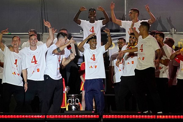 Bei der Veranstaltung kam es zu leichten Misstönen. - © Andrea Comas/AP