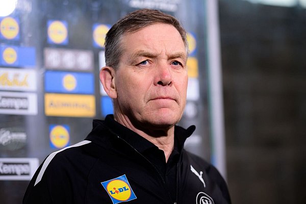 Für Alfred Gislason wäre der Einzug in die EM-Hauptrunde kein Selbstläufer. (Archivbild) - © Marco Wolf/dpa