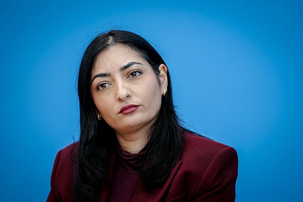 Pawliks Amtsvorgängerin und Parteikollegin, Reem Alabali Radovan (SPD) hatte eine Arbeitsdefinition von Rassismus vorgelegt. (Archivfoto) - © Kay Nietfeld/dpa