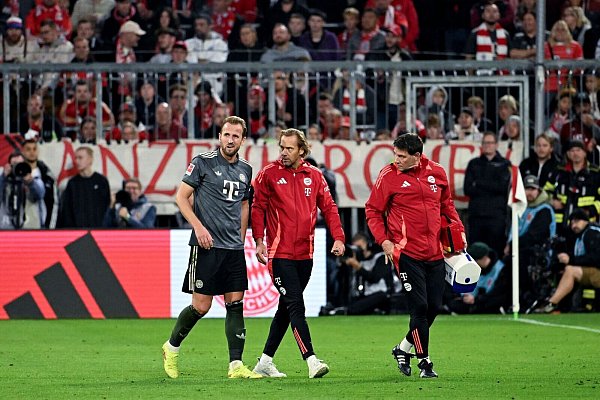 Gegen Leverkusen musste Harry Kane vorzeitig raus. - © Lukas Barth-Tuttas/dpa