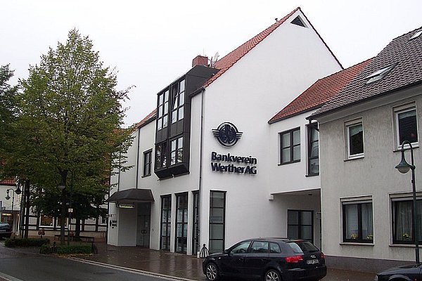 Die Staatsanwaltschaft ermittelt beim Bankverein Werther. - © FOTO: Patrick Kautz