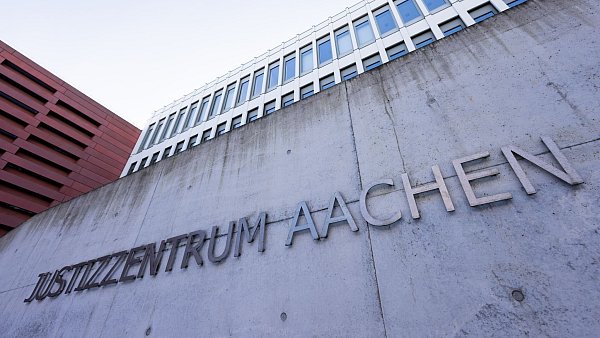 Hier begann am Montag der Prozess gegen einen Krankenpfleger wegen neunfachen Mordes. (Archivbild) - © Rolf Vennenbernd/dpa