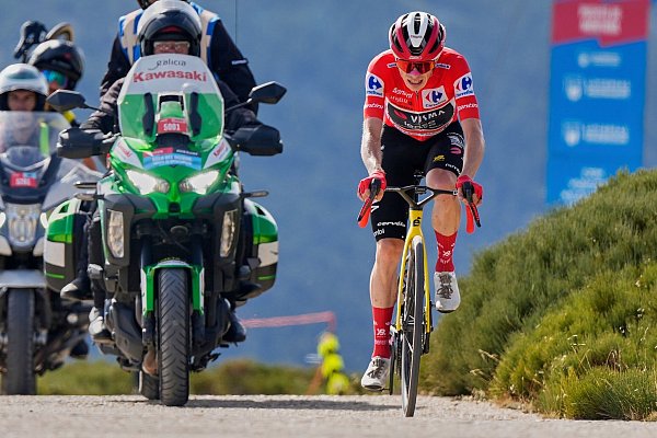 Vuelta-Gesamtsieger Jonas Vingegaard. - © Manu Fernandez/AP/dpa