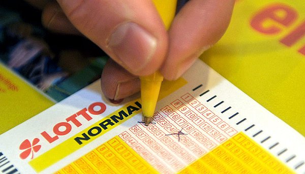 - © FOTO: DPA