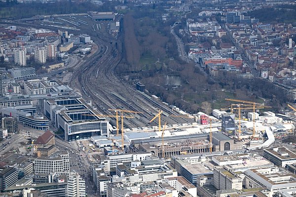 Die Bauarbeiten für Stuttgart 21 laufen seit 2010. (Archivbild) - © Bernd Weißbrod/dpa