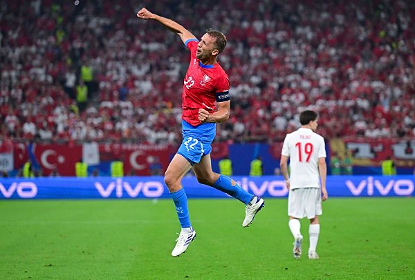 Tschechiens Kapitän Tomas Soucek traf zum Ausgleich. - © Sina Schuldt/dpa