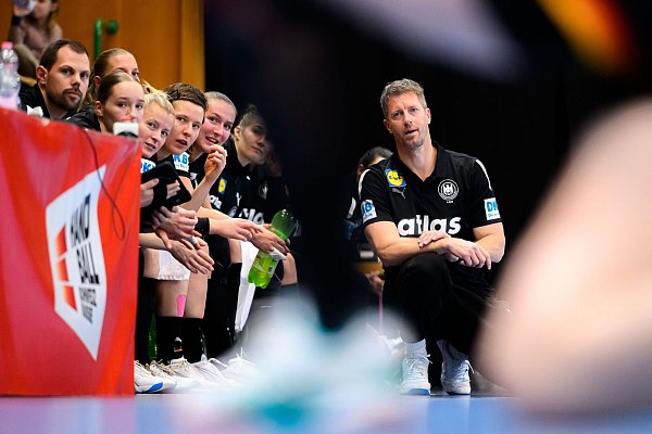 Geht mit einem guten Gefühl in das Turnier: Bundestrainer Markus Gaugisch. - © Marco Wolf/dpa