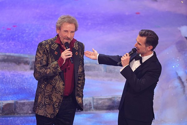 Auch der Auftritt von Thomas Gottschalk war mit Spannung erwartet worden. - © Bodo Schackow/dpa