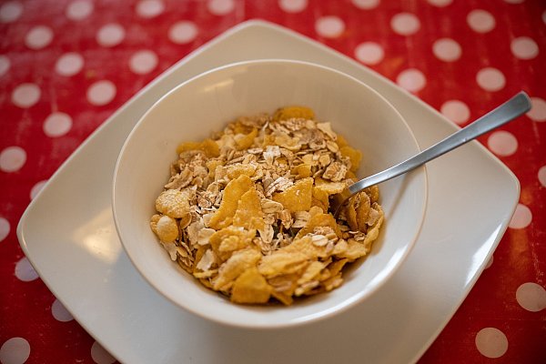 Auch in Müsli steckt eine Zuckerfalle. (Symbolbild) - © Sebastian Gollnow/dpa