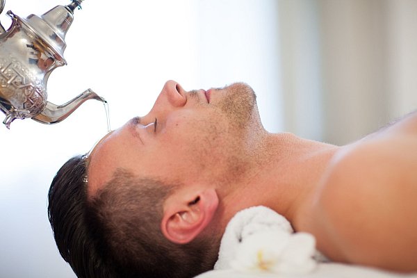 Seelenwärme: Wellness wirkt sich positiv auf die Stimmung aus. - © Christin Klose/dpa-tmn