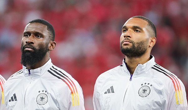 Antonio Rüdiger (l.) und Jonathan Tah (r.) sind Garanten des Aufschwungs der Nationalmannschaft in diesem Jahr. - © Christian Charisius/dpa