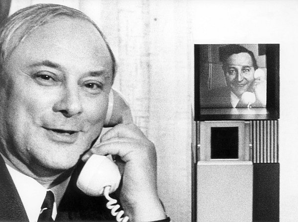 Der SPD-Politiker Georg Leber im Jahr 1971. Er war von 1966 bis 1972 Verkehrsminister, seit 1969 zusätzlich Postminister. Ab 1972 war er Verteidigungsminister. (Archivbild) - © picture alliance / dpa