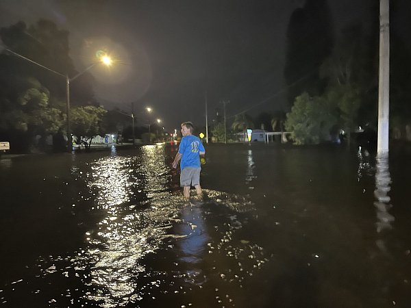 Überschwemmungen an der Westküste Floridas - © Tampa Bay Times/Tampa Bay Times/ZUMA Press Wire/dpa