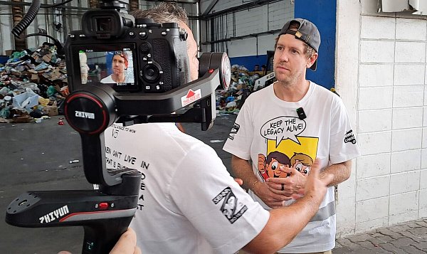 Sebastian Vettel setzt sich für die Umwelt ein. - © Jens Marx/dpa