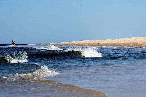 Die schlanke Insel vor der nordfriesischen Küste ist ein beliebtes Reiseziel, nicht nur bei Badefans.