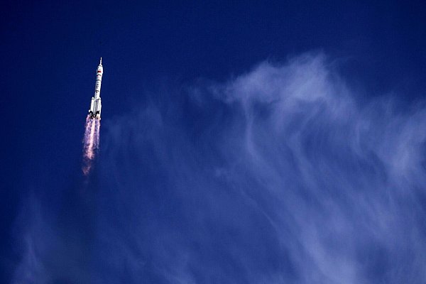 Die drei Astronauten der «Shenzhou 20» waren im April ins All aufgebrochen. (Archivbild) - © Andy Wong/AP/dpa