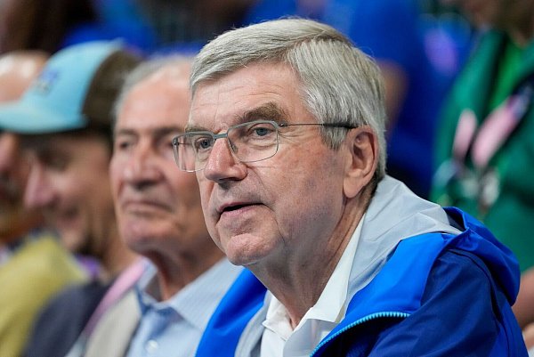 Thomas Bach hat das Ende seiner Zeit als IOC-Präsident angekündigt. - © Brian Inganga/AP/dpa