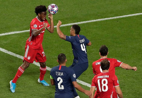 Mit seinem Tor gegen Paris ging Kingsley Coman in die Vereinshistorie des FC Bayern ein. (Archivbild) - © Manu Fernandez/AP/dpa