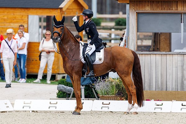 Katharina Hemmer überzeugte bei ihrem ersten EM-Ritt. - © Stefan Lafrentz/Sportfotos Lafrentz/dpa