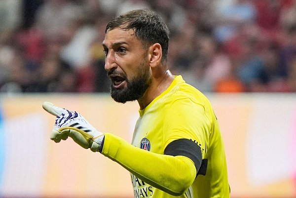 PSG-Torwart Gianluigi Donnarumma beim Spiel gegen den FC Bayern in Atlanta. - © Mike Stewart/AP/dpa