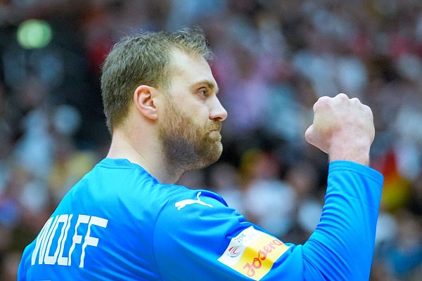 War ein zuverlässiger Rückhalt der DHB-Auswahl: Torwart Andreas Wolff. - © Sören Stache/dpa