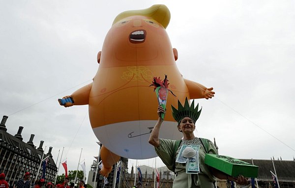 Schon beim ersten Staatsbesuche Trumps gab es Proteste (Archivbild). - © Matt Dunham/AP/dpa