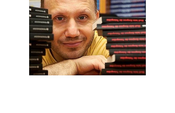 Günther Butkus, Inhaber des Pendragon-Verlags. - © FOTO: S: FREITAG