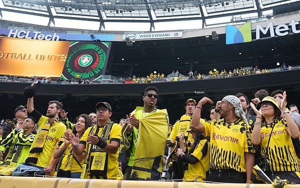 DIe BVB-Fans hatten zuletzt wieder Grund zu jubeln - auch in den USA - © Frank Franklin II/AP/dpa