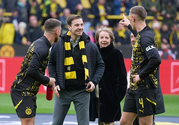 BVB-Fan Timo Boll im Stadion seines Lieblingsvereins. - © Bernd Thissen/dpa