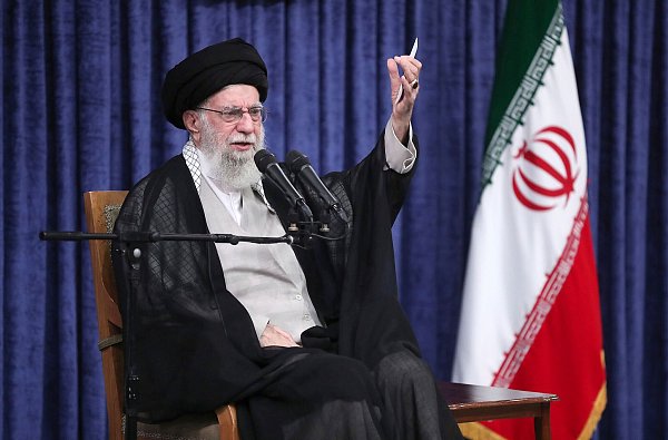 Der heiße Konflikt zwischen Israel und seinem Erzfeind ist zumindest vorerst beendet. (Archivbild) - © Uncredited/Office of the Iranian Supreme Leader via AP/dpa