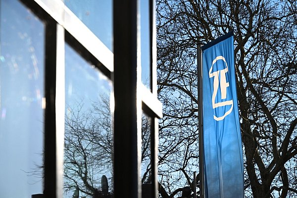 Das Unternehmen ist einer der weltgrößten Autozulieferer. - © Felix Kästle/dpa