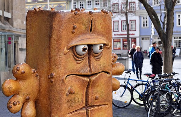 Bernd das Brot hat einen Auftritt im US-Fernsehen. (Archivbild) - © Martin Schutt/dpa-Zentralbild/dpa