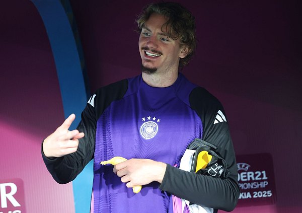 Nicht in der Startelf: Der bisherige Turnierstar Nick Woltemade. - © Branislav Racko/dpa