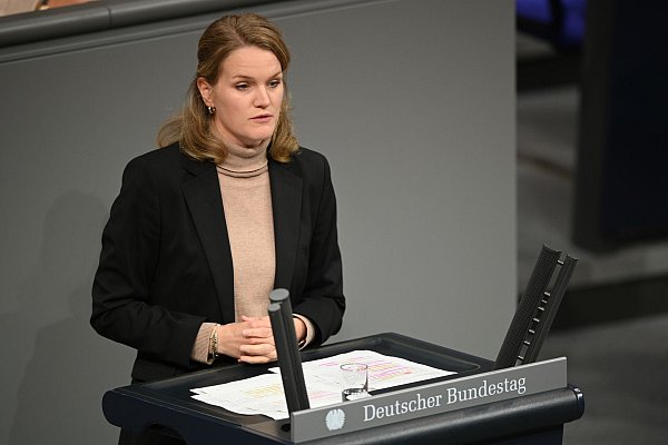 Die SPD-Abgeordnete Eichwede verteidigt die Rücknahme der Reform. - © Niklas Graeber/dpa